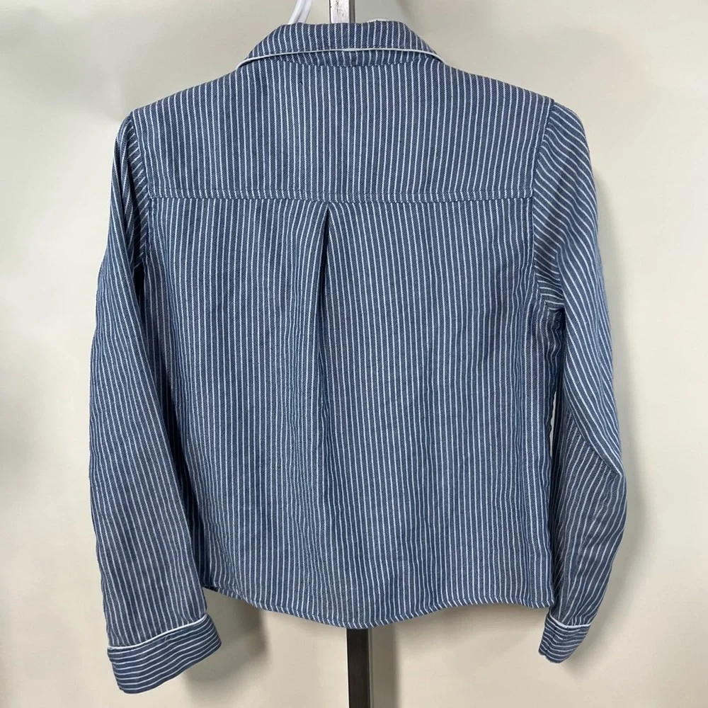 Forever 21 XS Pajama Top Textured Knit Button Front Long Sleeve Blue Cream …